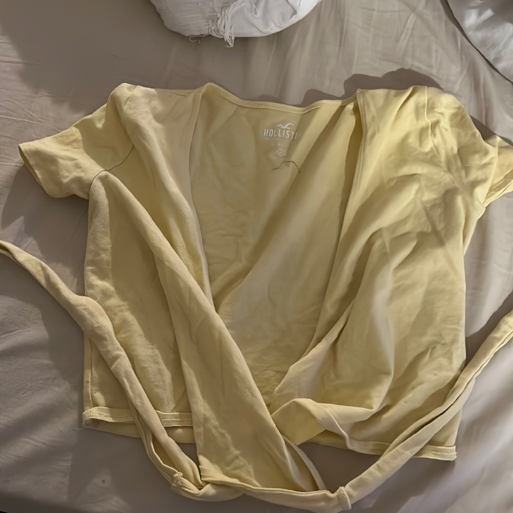 Hollister cross tie top